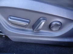 Used 2024  Toyota Crown AWD &lpar;Natl&rpar; at CarloanExpress&period;Com near Hampton&comma; VA