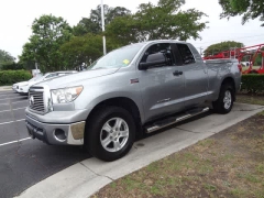 Used 2010  Toyota Tundra 4WD Double Cab 5&period;7L at CarloanExpress&period;Com near Hampton&comma; VA