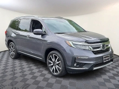 Used 2021  Honda Pilot Touring 7-Passenger AWD at CarloanExpress&period;Com near Hampton&comma; VA