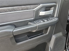 Used 2024  Ram 2500 Big Horn 4x4 Crew Cab 6'4" Box at CarloanExpress.Com near Hampton, VA