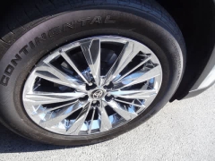 Used 2024  Toyota Grand Highlander AWD &lpar;Natl&rpar; at CarloanExpress&period;Com near Hampton&comma; VA