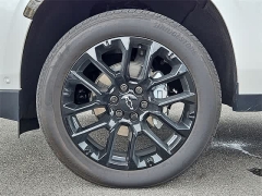 Used 2024  Chevrolet Suburban 4WD 4dr High Country at CarloanExpress&period;Com near Hampton&comma; VA