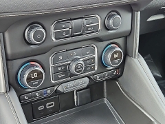 Used 2024  Chevrolet Suburban 2WD 4dr Premier at CarloanExpress&period;Com near Hampton&comma; VA