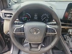 Used 2021  Toyota Sienna XLE FWD &lpar;Natl&rpar; at CarloanExpress&period;Com near Hampton&comma; VA