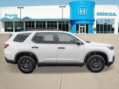 New 2026  Honda Pilot TrailSport AWD at CarloanExpress&period;Com near Hampton&comma; VA
