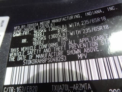 Used 2023  Toyota Highlander FWD &lpar;Natl&rpar; at CarloanExpress&period;Com near Hampton&comma; VA