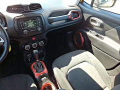 Used 2015  Jeep Renegade 4d SUV 4WD Trailhawk at CarloanExpress&period;Com near Hampton&comma; VA