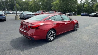 Used 2020  Nissan Altima 4d Sedan FWD 2&period;5L SV at CarloanExpress&period;Com near Hampton&comma; VA