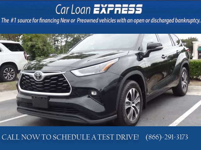 Used 2021  Toyota Highlander XLE AWD at CarloanExpress&period;Com near Hampton&comma; VA