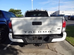 Used 2022  Toyota Tacoma 4WD Double Cab 5' Bed V6 &lpar;Natl&rpar; at CarloanExpress&period;Com near Hampton&comma; VA