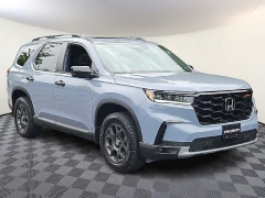 Used 2025  Honda Pilot TrailSport AWD at CarloanExpress&period;Com near Hampton&comma; VA