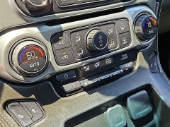 Used 2020  Chevrolet Suburban 4d SUV 4WD LT at CarloanExpress&period;Com near Hampton&comma; VA
