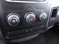 Used 2022  Ram 1500 Classic SLT 4x4 Crew Cab 5'7" Box at CarloanExpress&period;Com near Hampton&comma; VA