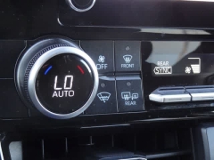 Used 2025  Toyota Highlander FWD &lpar;Natl&rpar; at CarloanExpress&period;Com near Hampton&comma; VA