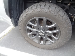 Used 2024  Toyota Tundra 4WD Platinum CrewMax 5&period;5ft Bed at CarloanExpress&period;Com near Hampton&comma; VA
