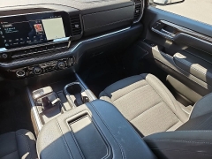 Used 2022  Chevrolet Silverado 1500 4WD Crew Cab 147" LT Trail Boss at CarloanExpress&period;Com near Hampton&comma; VA
