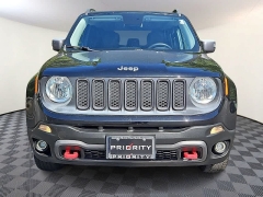 Used 2016  Jeep Renegade 4d SUV 4WD Trailhawk at CarloanExpress&period;Com near Hampton&comma; VA