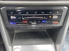 Used 2022  Volkswagen Tiguan 2&period;0T SE 4MOTION at CarloanExpress&period;Com near Hampton&comma; VA