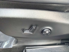 Used 2025  Chrysler Pacifica Select FWD at CarloanExpress&period;Com near Hampton&comma; VA