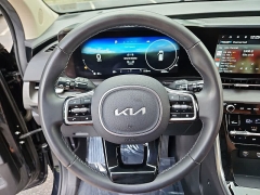 Used 2023  Kia Carnival SX Prestige FWD at CarloanExpress&period;Com near Hampton&comma; VA