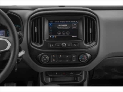 Used 2021  Chevrolet Colorado 4WD Crew Cab 128" Work Truck at CarloanExpress.Com near Hampton, VA