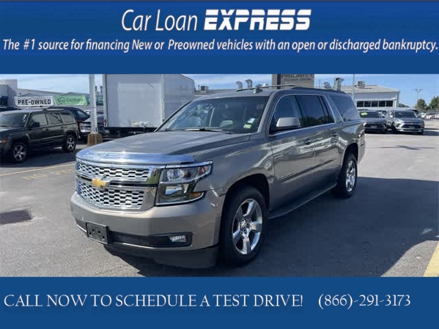 Used 2017  Chevrolet Suburban 4d SUV 4WD LT at CarloanExpress.Com near Hampton, VA