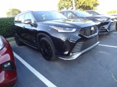 Used 2025  Toyota Highlander AWD &lpar;Natl&rpar; at CarloanExpress&period;Com near Hampton&comma; VA