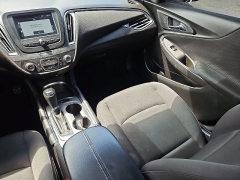 Used 2017  Chevrolet Malibu 4d Sedan LT at CarloanExpress&period;Com near Hampton&comma; VA