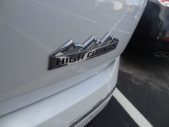 Used 2019  Chevrolet Traverse AWD 4dr High Country w&sol;2LZ at CarloanExpress&period;Com near Hampton&comma; VA