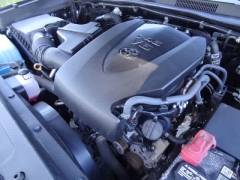 Used 2023  Toyota Tacoma 4WD Limited Double Cab 6ft Bed V6 AT at CarloanExpress&period;Com near Hampton&comma; VA
