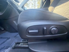 Used 2019  Chevrolet Equinox 4d SUV AWD LT w&sol;2LT at CarloanExpress&period;Com near Hampton&comma; VA