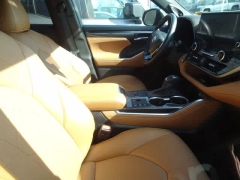 Used 2024  Toyota Highlander Hybrid Platinum AWD at CarloanExpress&period;Com near Hampton&comma; VA