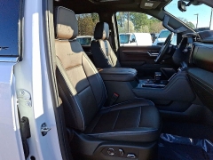 Used 2024  GMC Sierra 1500 4WD Crew Cab 147" Denali at CarloanExpress&period;Com near Hampton&comma; VA