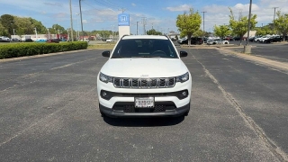 Used 2024  Jeep Compass Latitude 4x4 at CarloanExpress&period;Com near Hampton&comma; VA