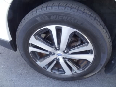 Used 2019  Subaru Outback 4d SUV 2&period;5i Limited at CarloanExpress&period;Com near Hampton&comma; VA