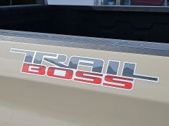 Used 2022  Chevrolet Silverado 1500 4WD Crew Cab 147" Custom Trail Boss at CarloanExpress&period;Com near Hampton&comma; VA
