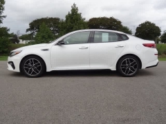 Used 2020  Kia Optima SE Auto at CarloanExpress.Com near Hampton, VA