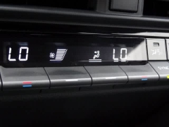 Used 2024  Toyota Crown AWD &lpar;Natl&rpar; at CarloanExpress&period;Com near Hampton&comma; VA