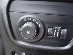 Used 2023  Jeep Grand Cherokee Limited 4x4 at CarloanExpress.Com near Hampton, VA