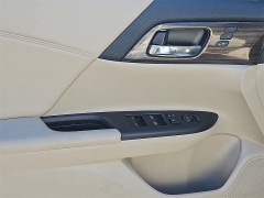 Used 2016  Honda Accord Sedan 4d EX-L V6 Nav w&sol;Honda Sensing at CarloanExpress&period;Com near Hampton&comma; VA