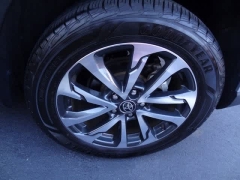 Used 2022  Toyota Corolla Cross XLE 4WD at CarloanExpress.Com near Hampton, VA