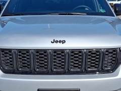 Used 2025  Jeep Grand Cherokee Altitude 4x4 at CarloanExpress&period;Com near Hampton&comma; VA