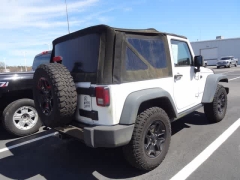 Used 2014  Jeep Wrangler 4WD 2dr Willys Wheeler at CarloanExpress&period;Com near Hampton&comma; VA