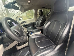 Used 2023  Chrysler Pacifica Touring L FWD at CarloanExpress&period;Com near Hampton&comma; VA