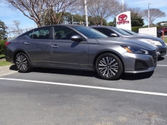 Used 2023  Nissan Altima 2&period;5 SV Sedan at CarloanExpress&period;Com near Hampton&comma; VA