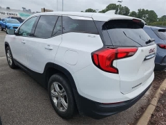 Used 2020  GMC Terrain 4d SUV FWD SLE 1.5L Turbo at CarloanExpress.Com near Hampton, VA