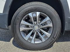 Used 2026  Chevrolet Equinox FWD 4dr LT w&sol;1LT at CarloanExpress&period;Com near Hampton&comma; VA