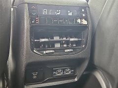 Used 2022  Jeep Grand Cherokee L Limited 4x4 at CarloanExpress&period;Com near Hampton&comma; VA