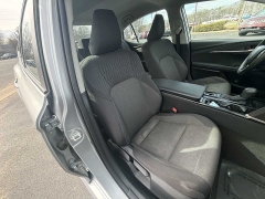 Used 2025  Toyota Camry &lpar;Natl&rpar; at CarloanExpress&period;Com near Hampton&comma; VA