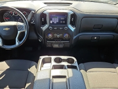 Used 2022  Chevrolet Silverado 2500HD 4WD Crew Cab 172" LT at CarloanExpress&period;Com near Hampton&comma; VA